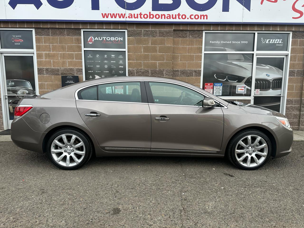 Buick LaCrosse 4dr Sdn CXS 2011