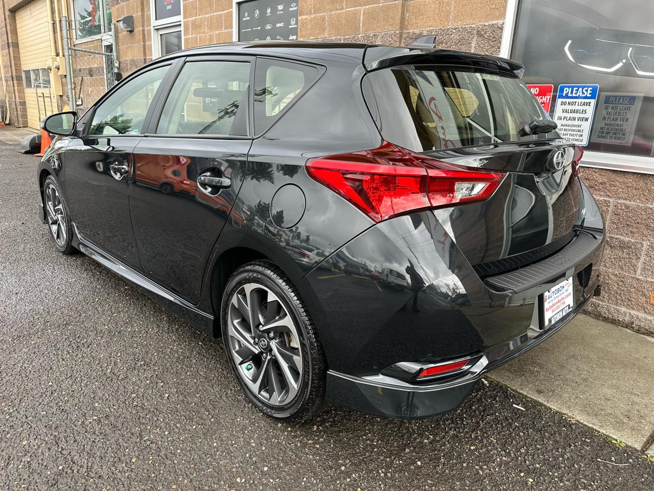Scion iM 5dr HB Man (Natl) 2016