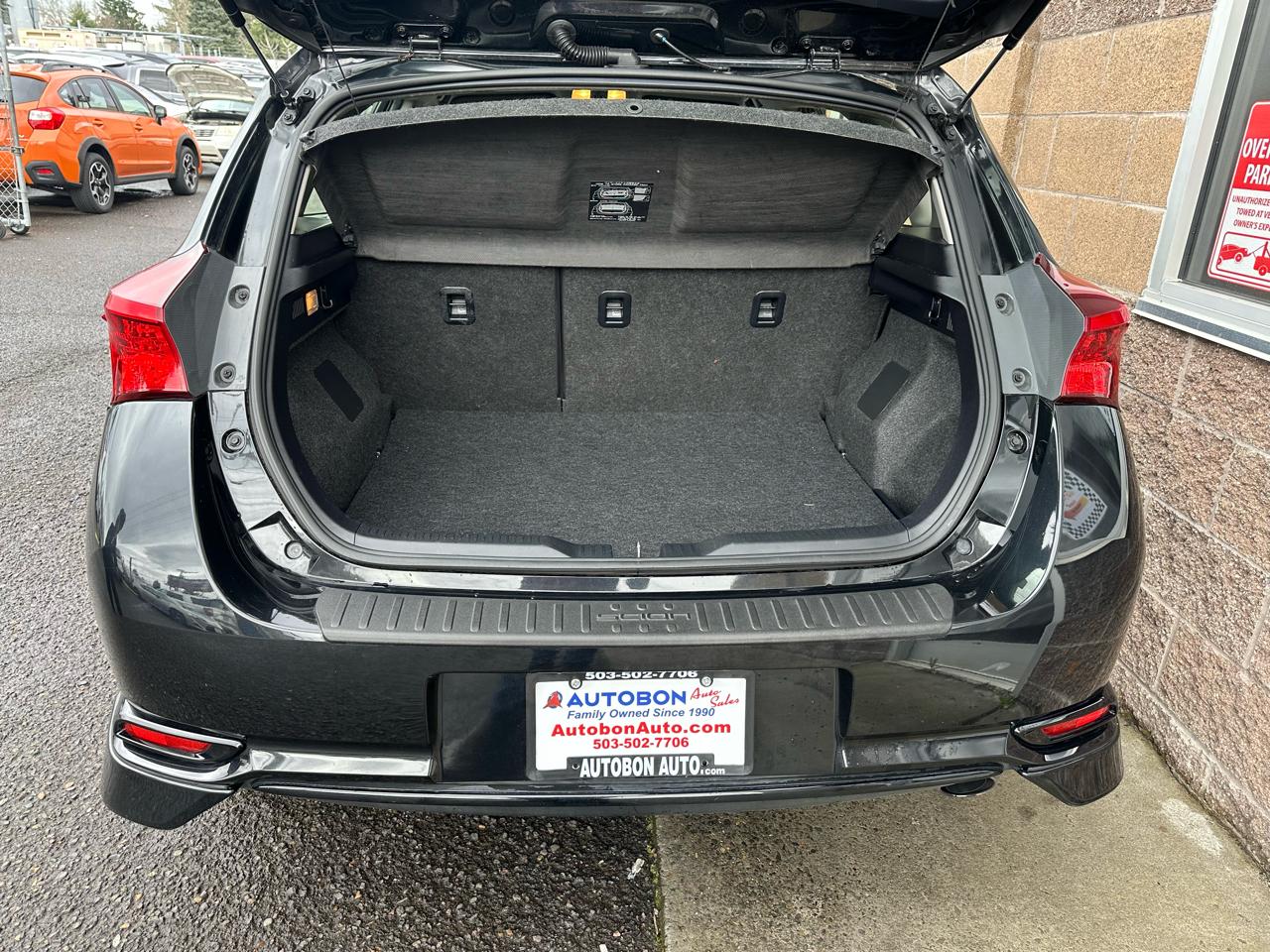 Scion iM 5dr HB Man (Natl) 2016