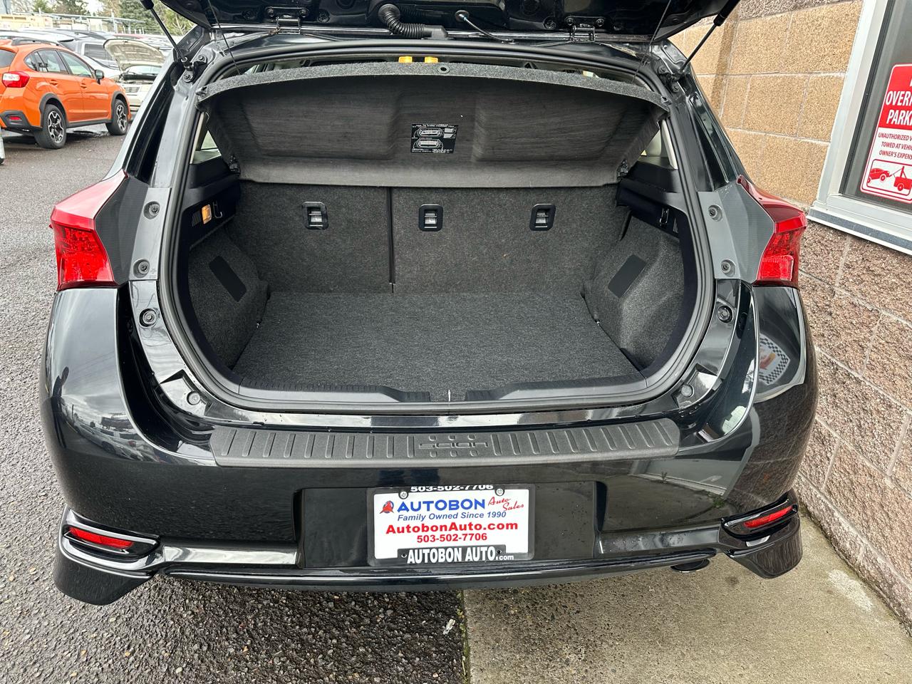 Scion iM 5dr HB Man (Natl) 2016