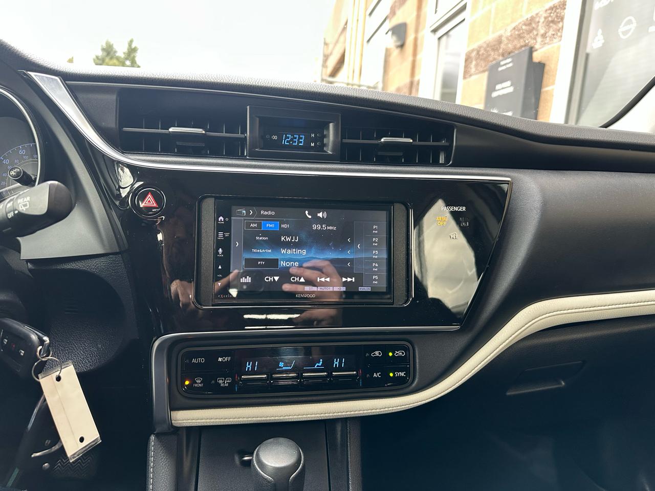 Scion iM 5dr HB Man (Natl) 2016