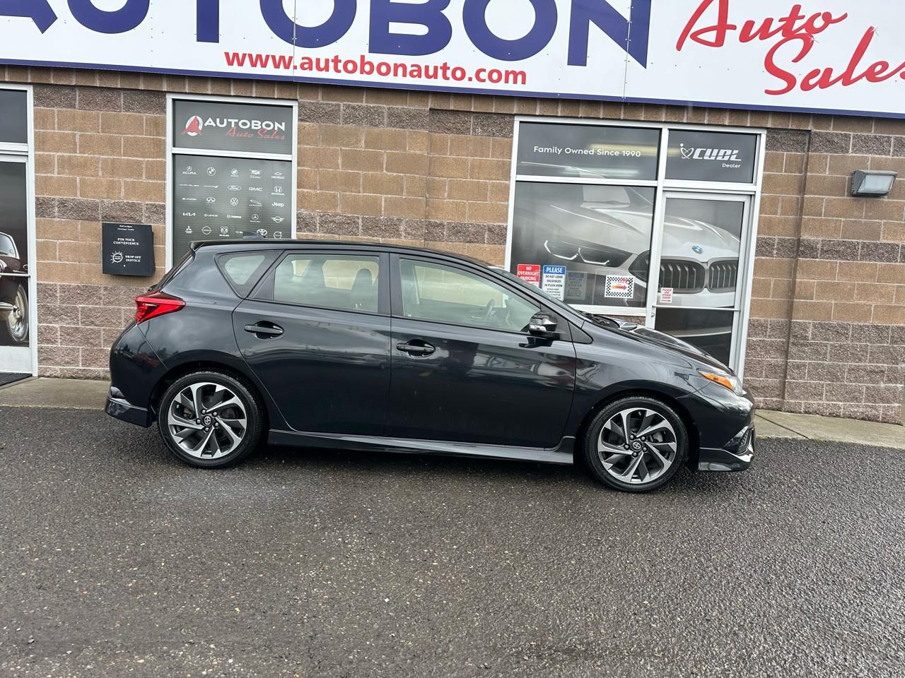 Scion iM 5dr HB Man (Natl) 2016