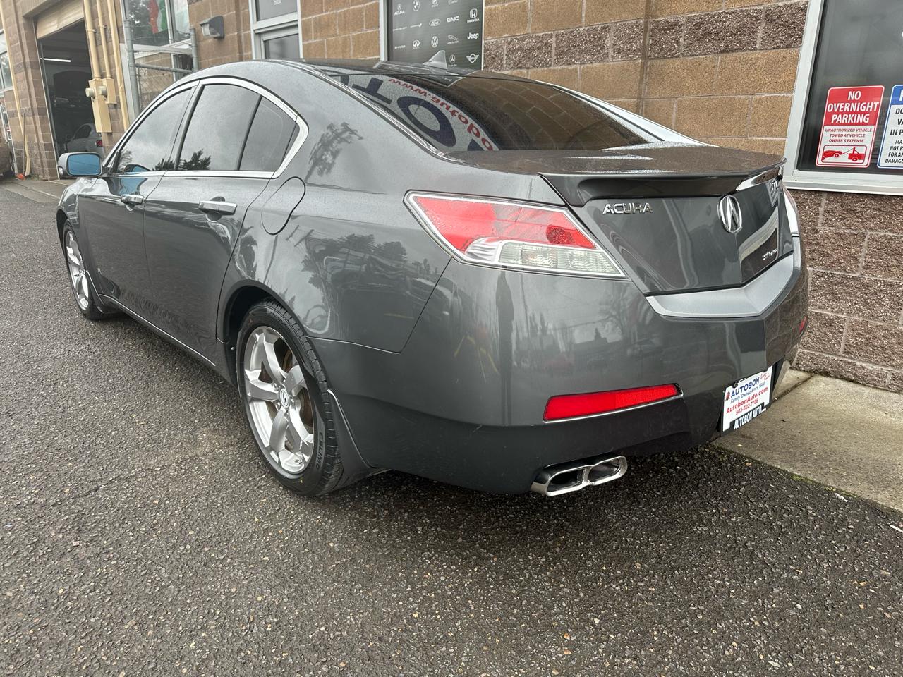 Acura TL 4dr Sdn Auto SH-AWD Tech 2010