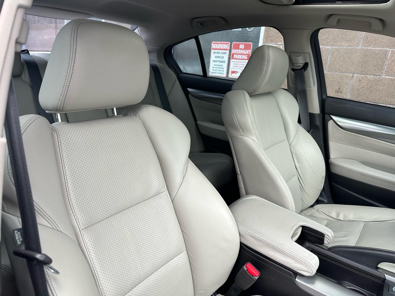 Acura TL 4dr Sdn Auto SH-AWD Tech 2010