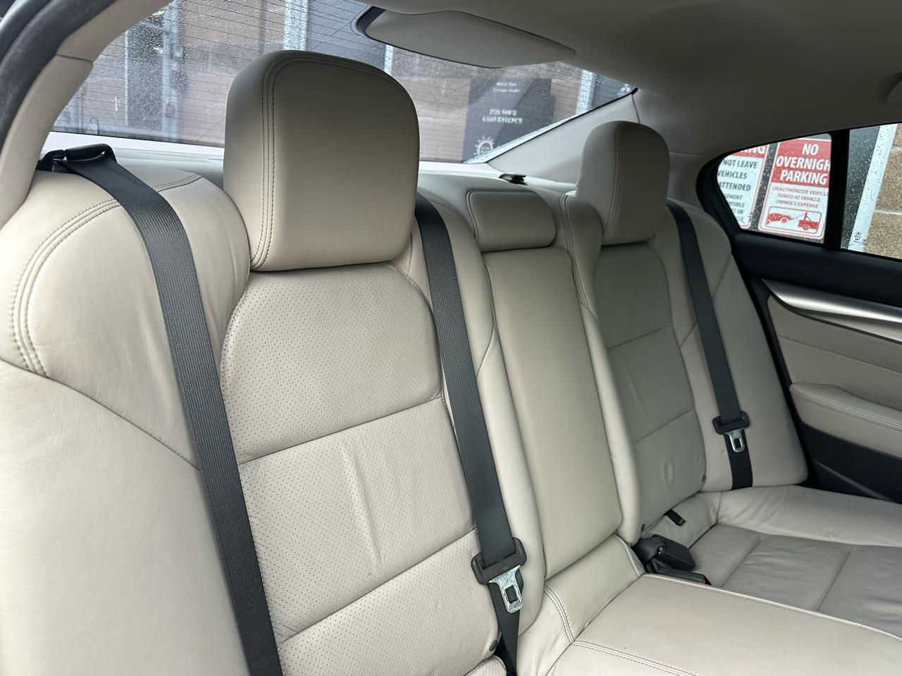 Acura TL 4dr Sdn Auto SH-AWD Tech 2010