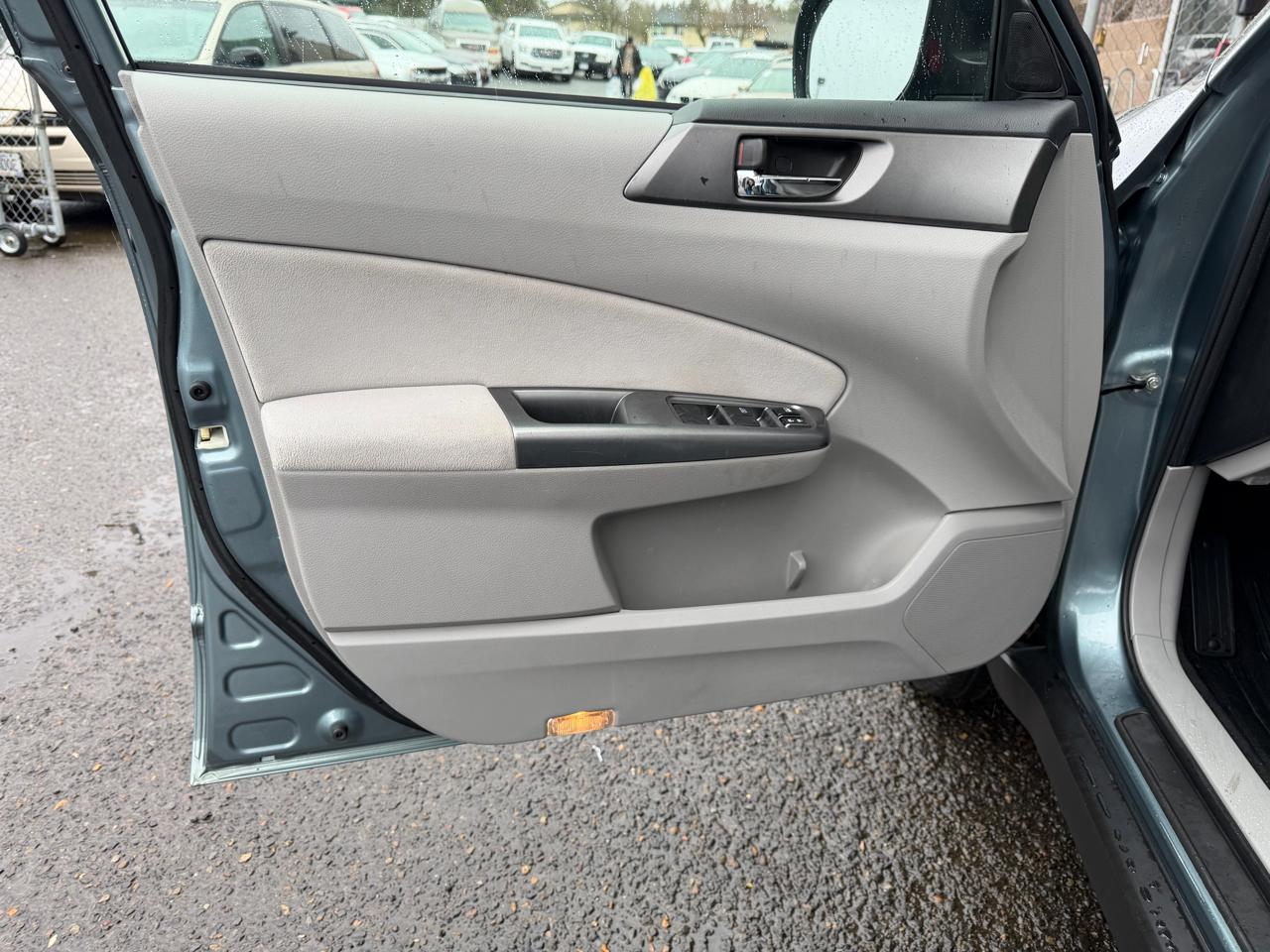 Subaru Forester 4dr Auto 2.5X Limited 2011