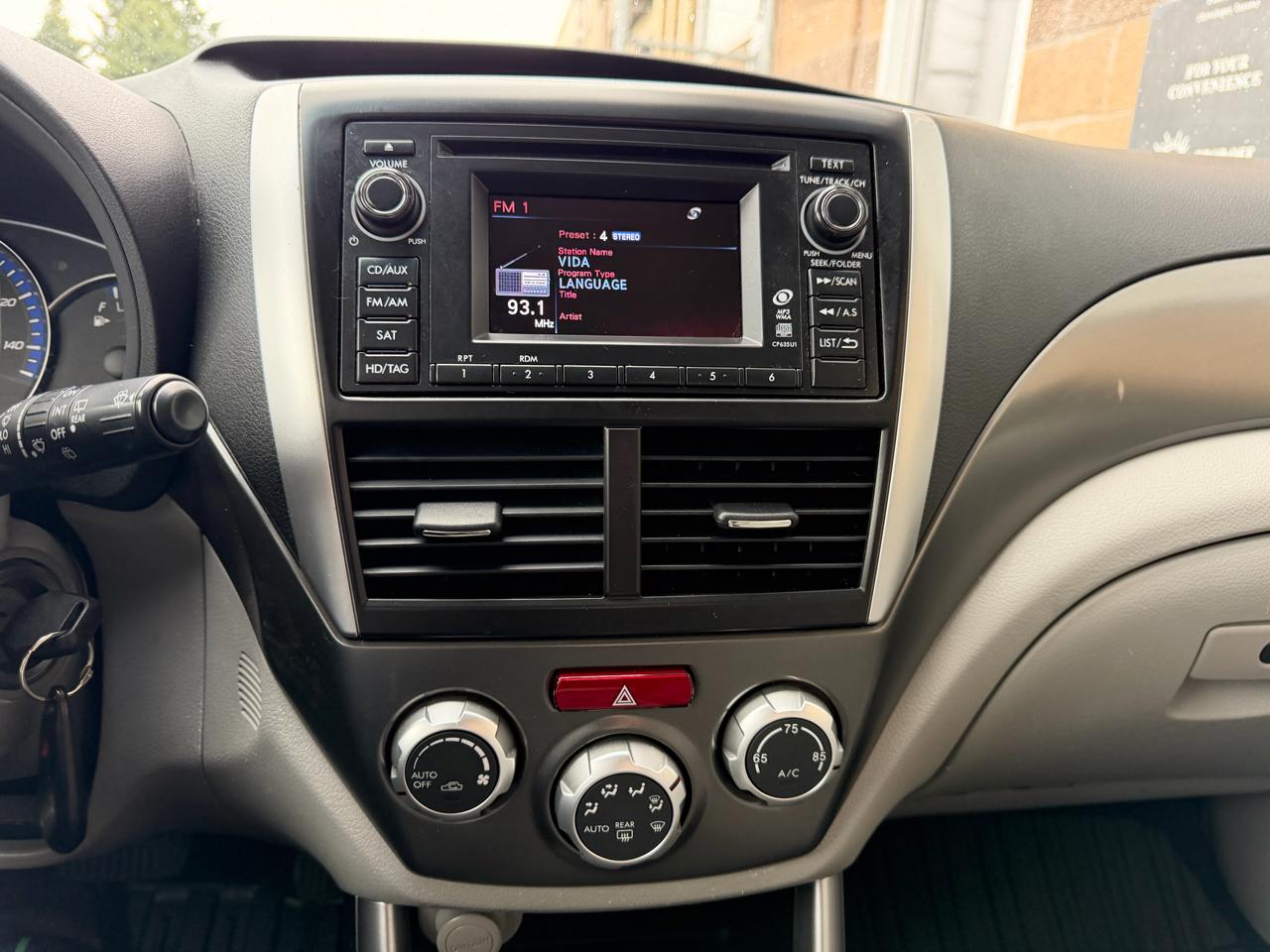 Subaru Forester 4dr Auto 2.5X Limited 2011