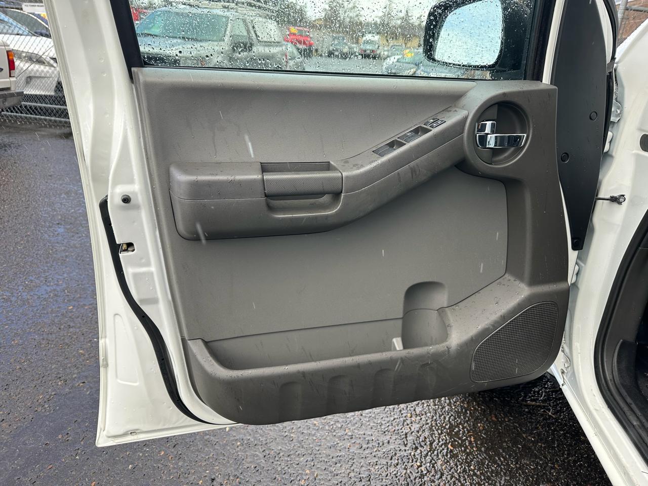 Nissan Xterra 4WD 4dr Auto Pro-4X 2014