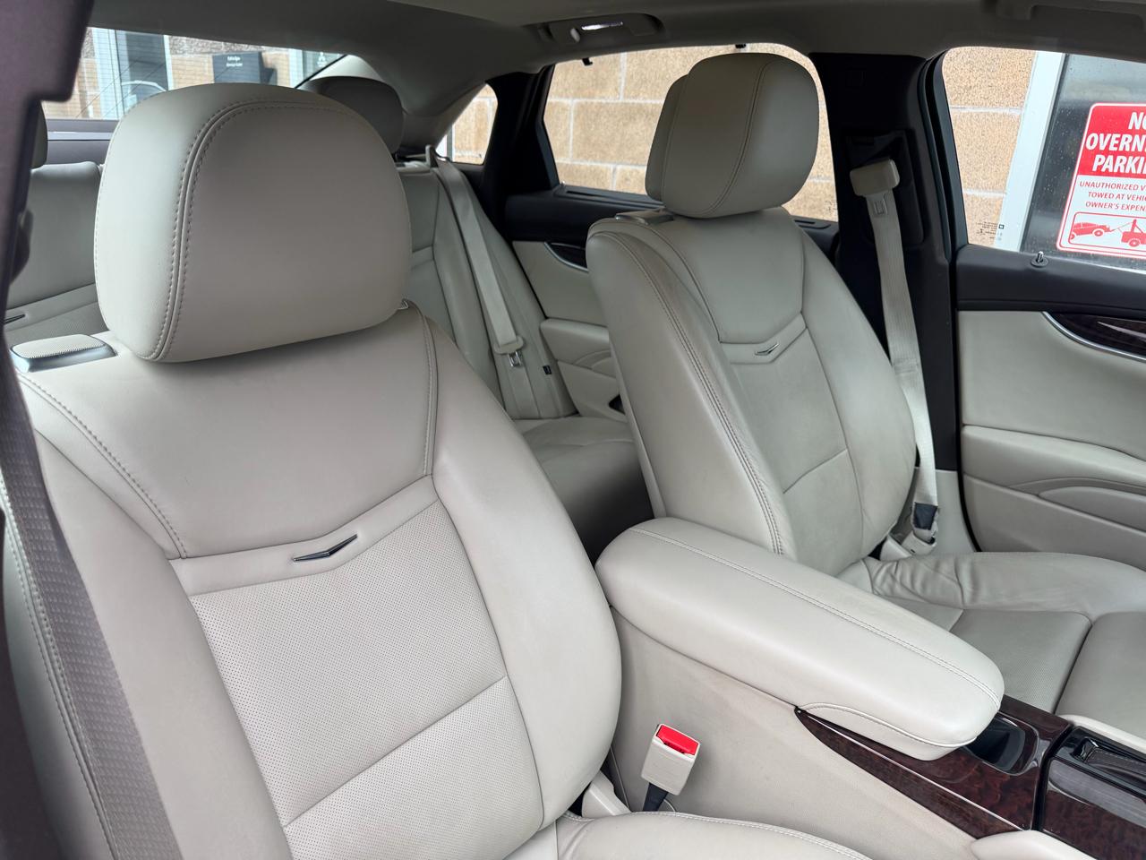 Cadillac XTS 4dr Sdn Premium AWD 2013