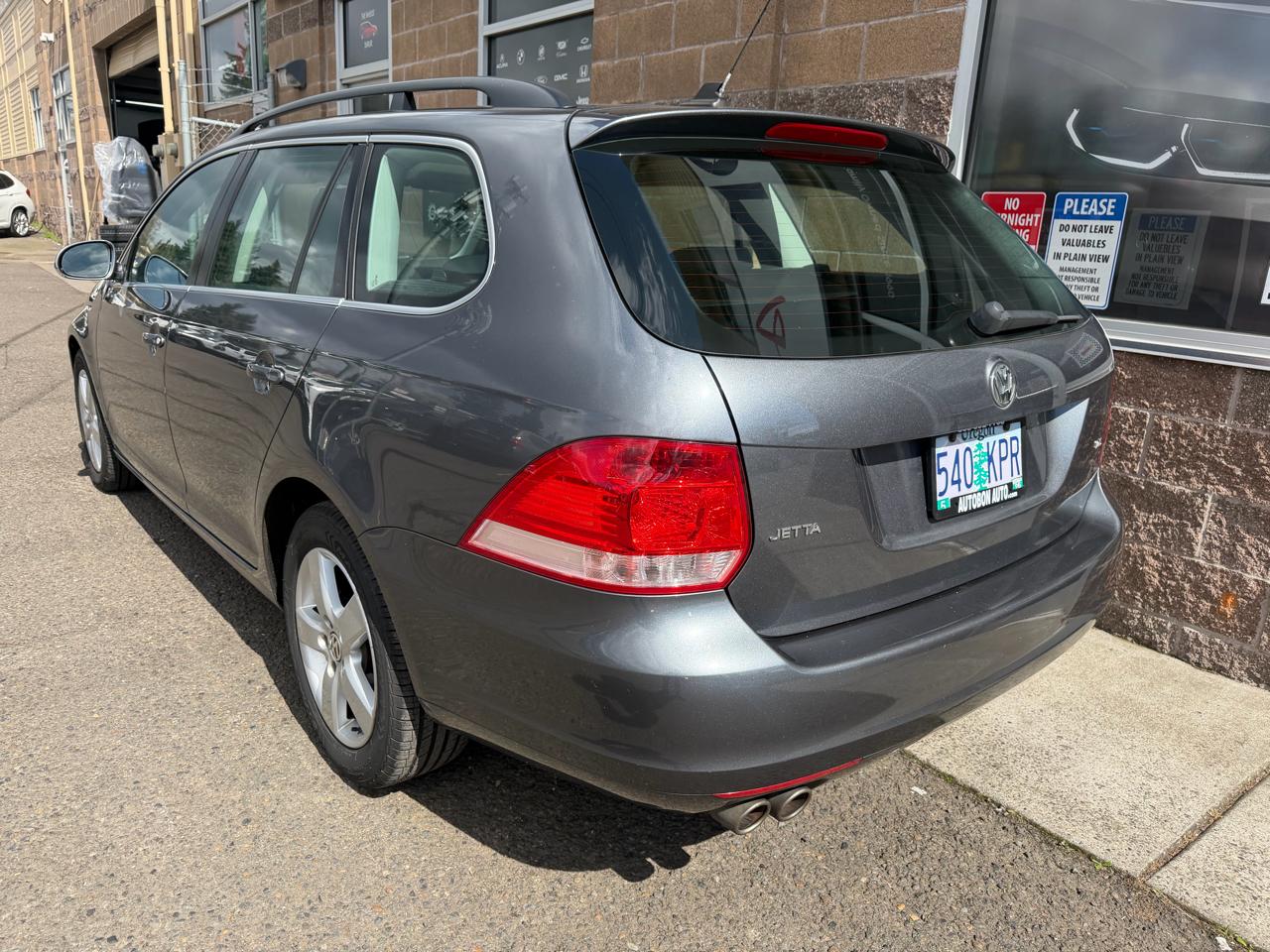 Volkswagen Jetta SportWagen 4dr Auto SE PZEV 2009