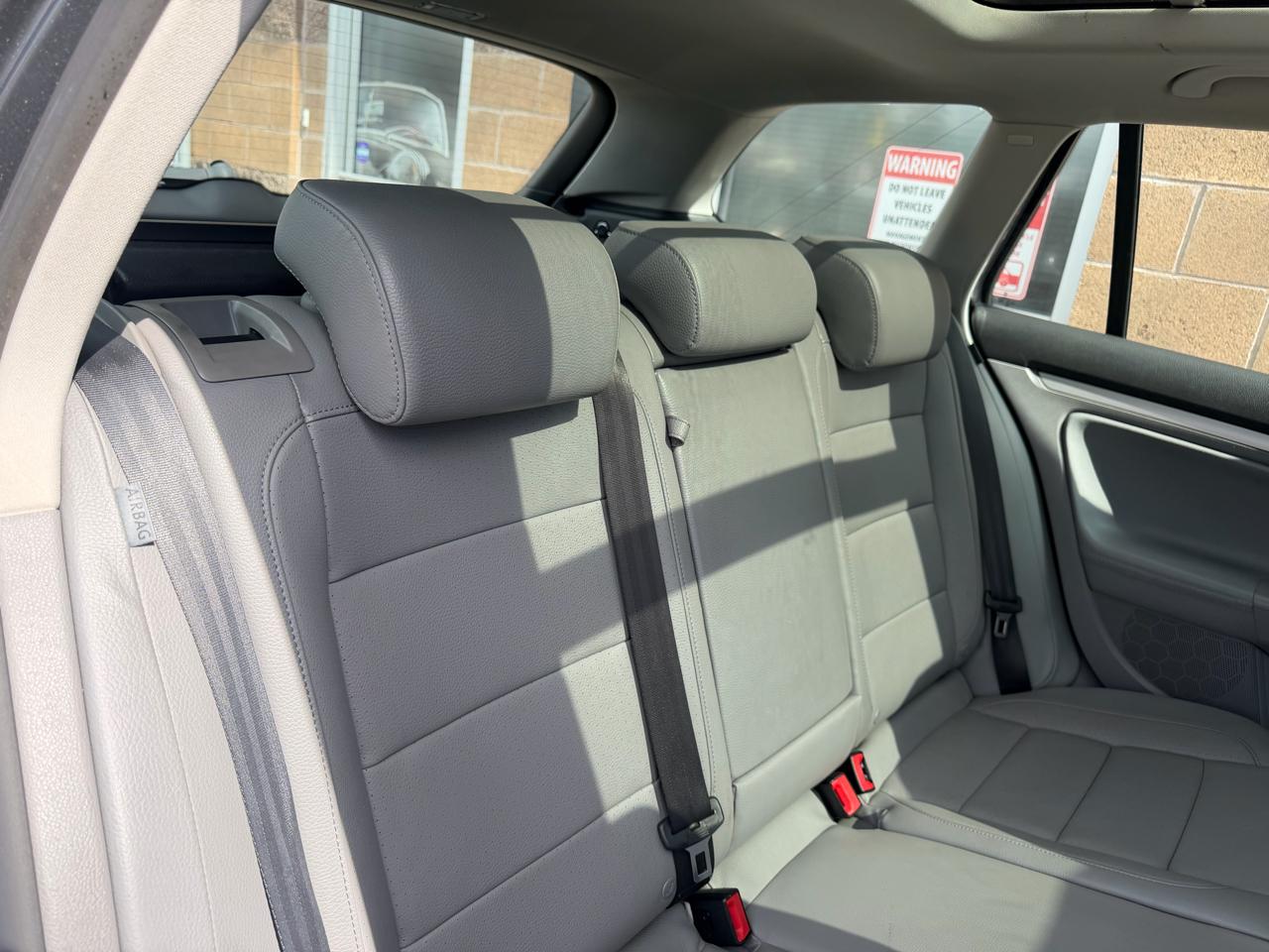 Volkswagen Jetta SportWagen 4dr Auto SE PZEV 2009