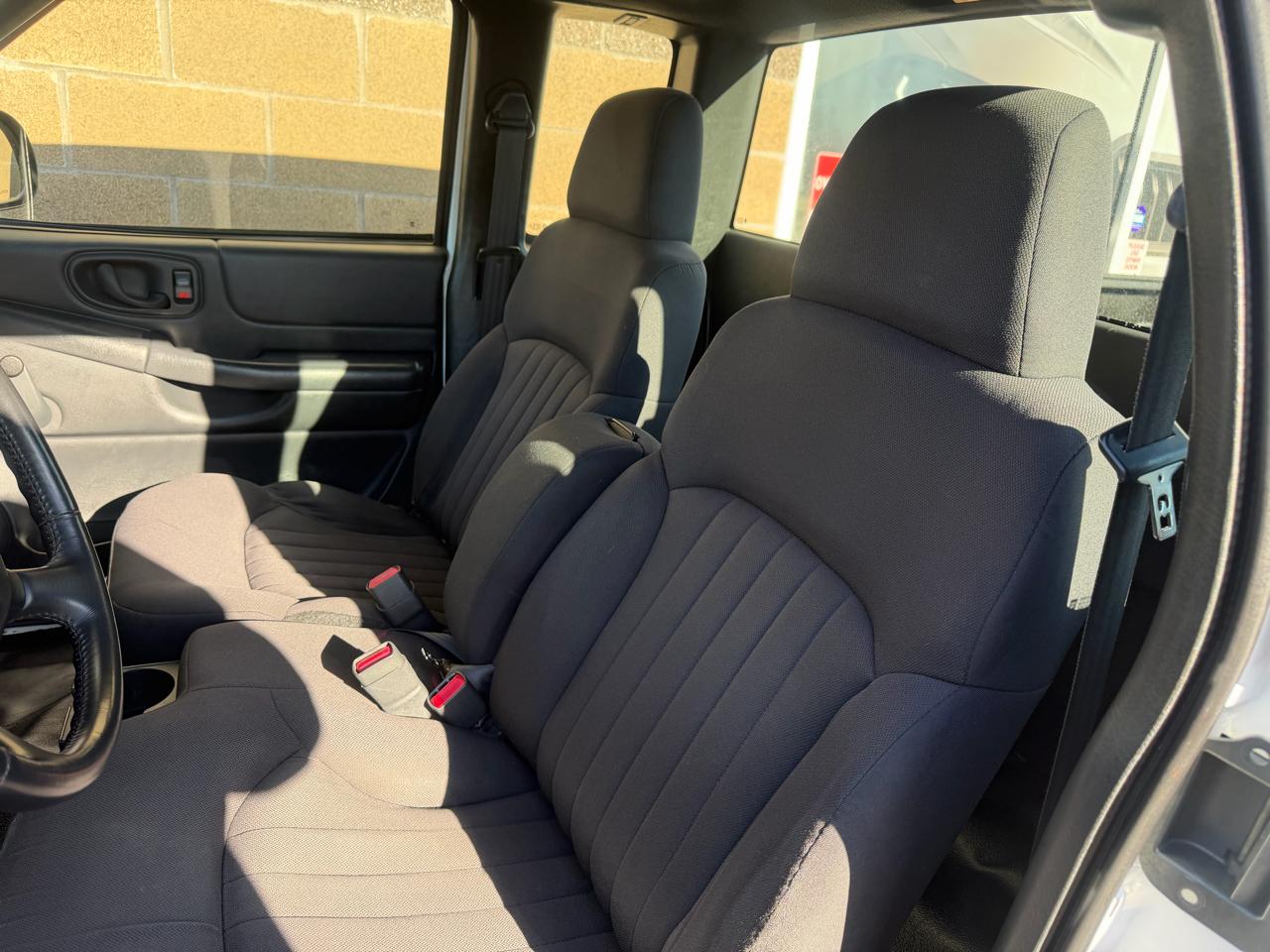 Chevrolet S-10 Ext Cab 123" WB Fleet 2003