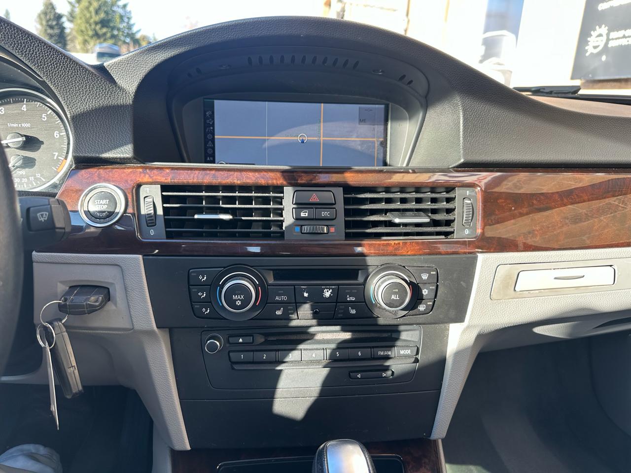 BMW 3 Series 4dr Sdn 328i RWD South Africa 2011