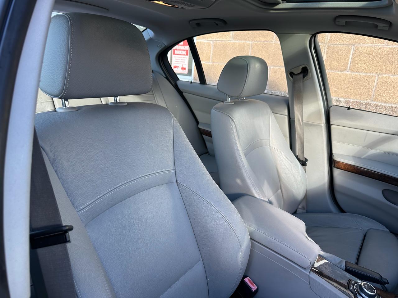 BMW 3 Series 4dr Sdn 328i RWD South Africa 2011