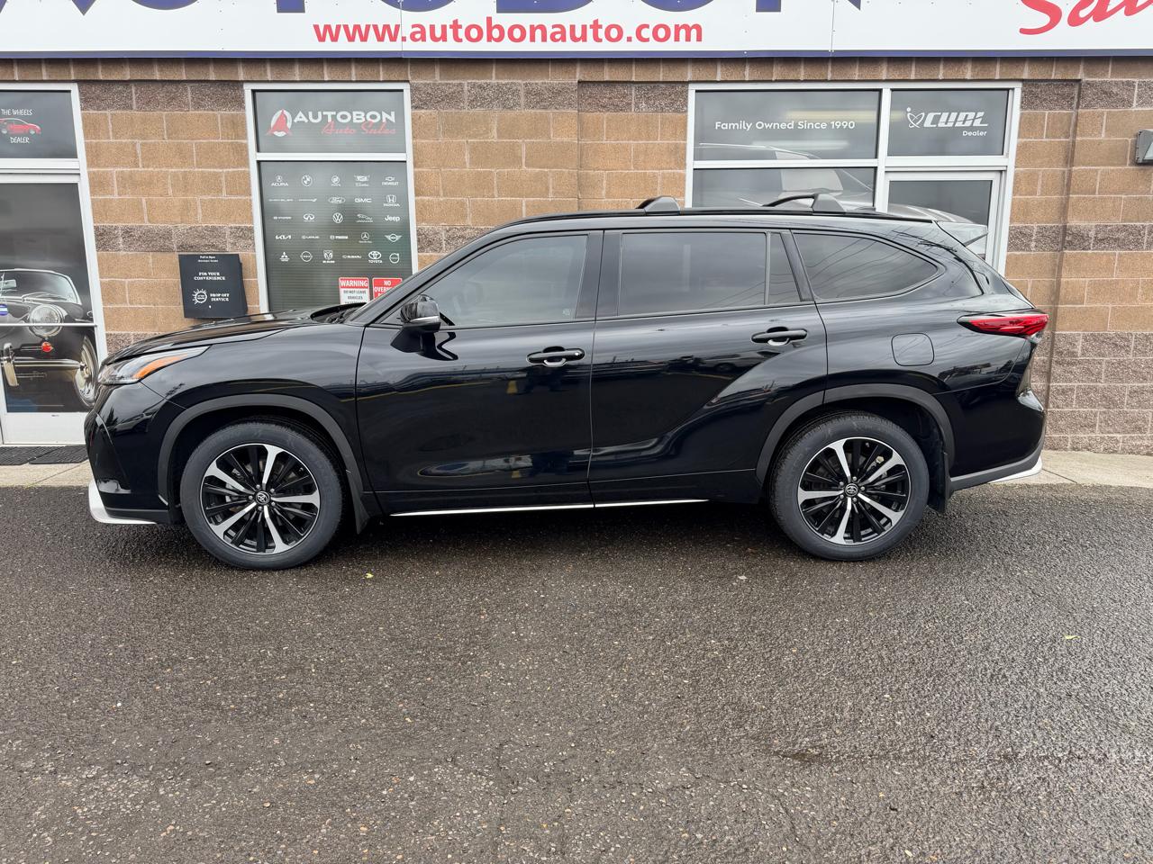 Toyota Highlander XSE AWD (Natl) 2022