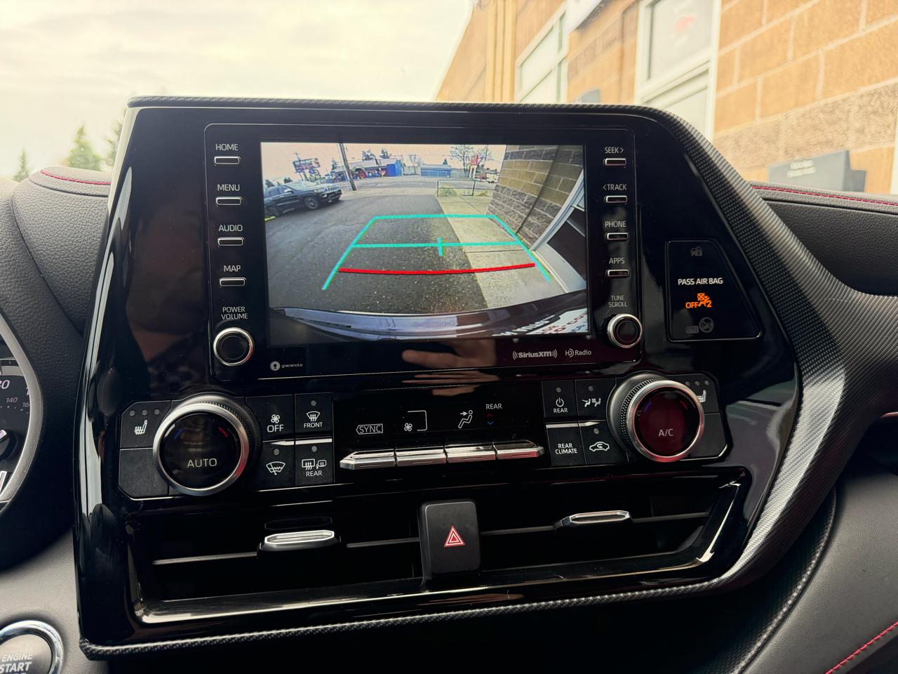 Toyota Highlander XSE AWD (Natl) 2022