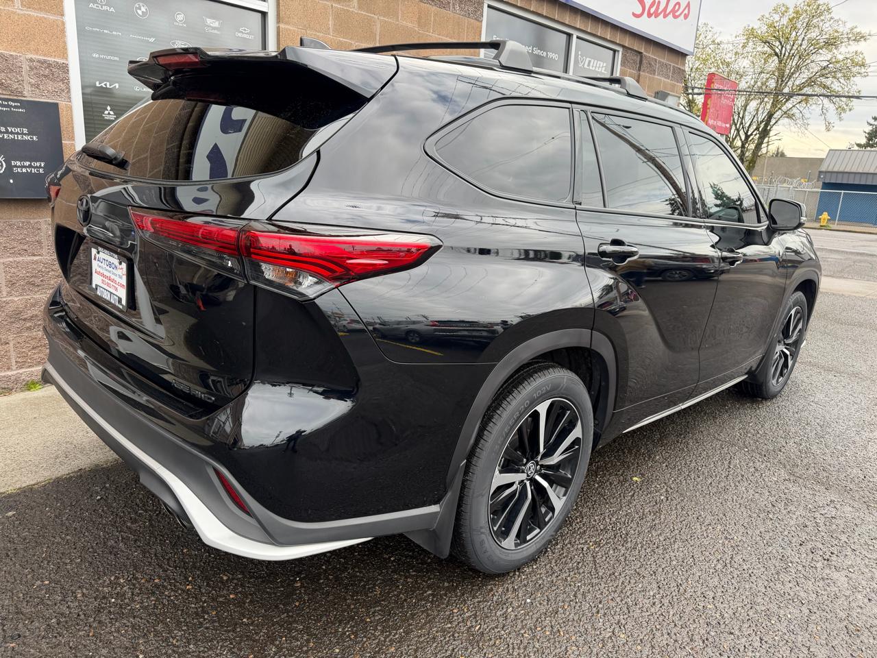 Toyota Highlander XSE AWD (Natl) 2022