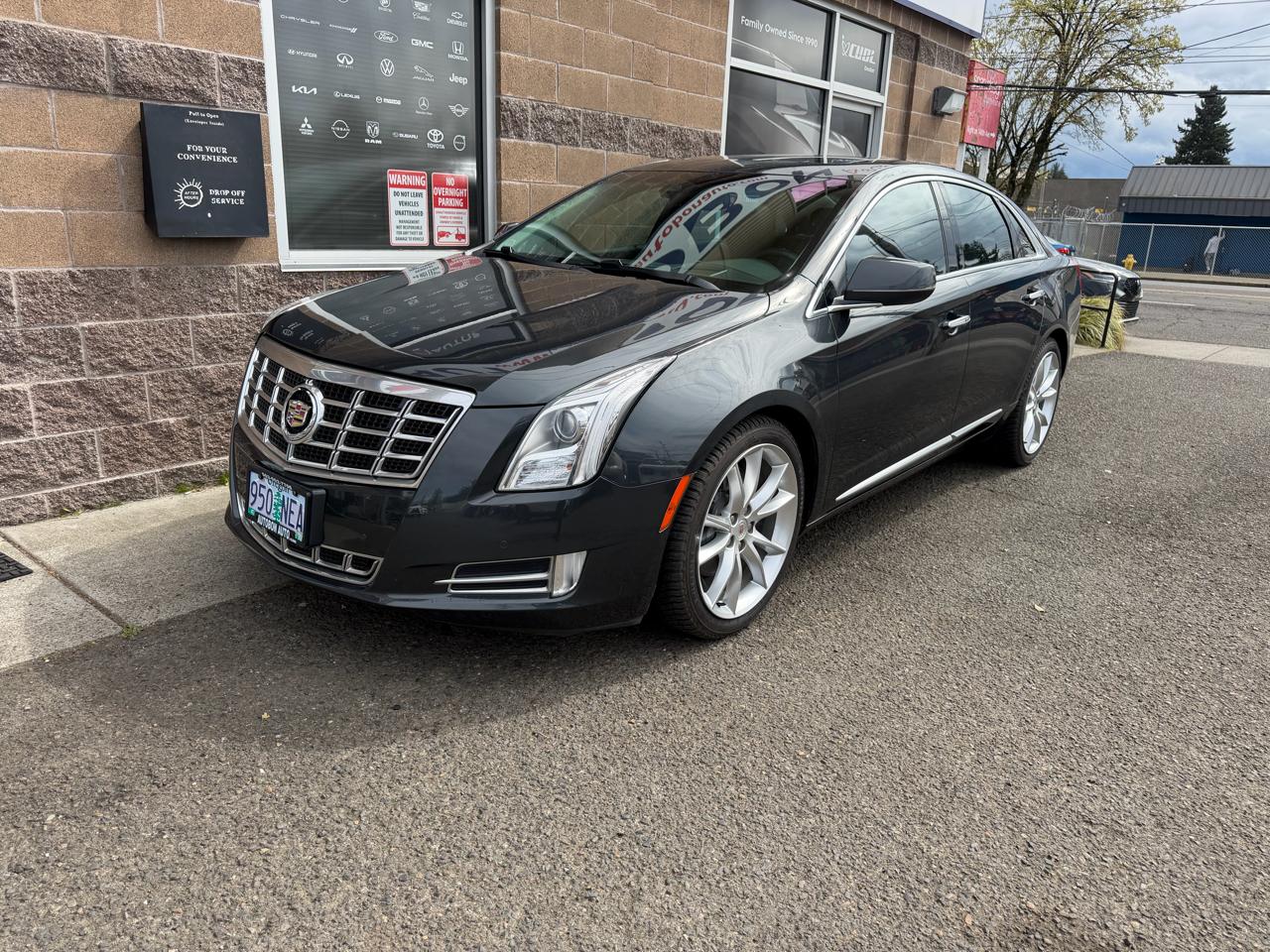 Cadillac XTS 4dr Sdn Premium FWD 2013