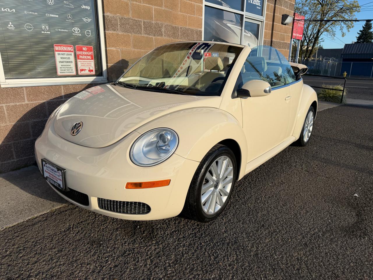Volkswagen New Beetle Convertible 2dr Auto SE 2008