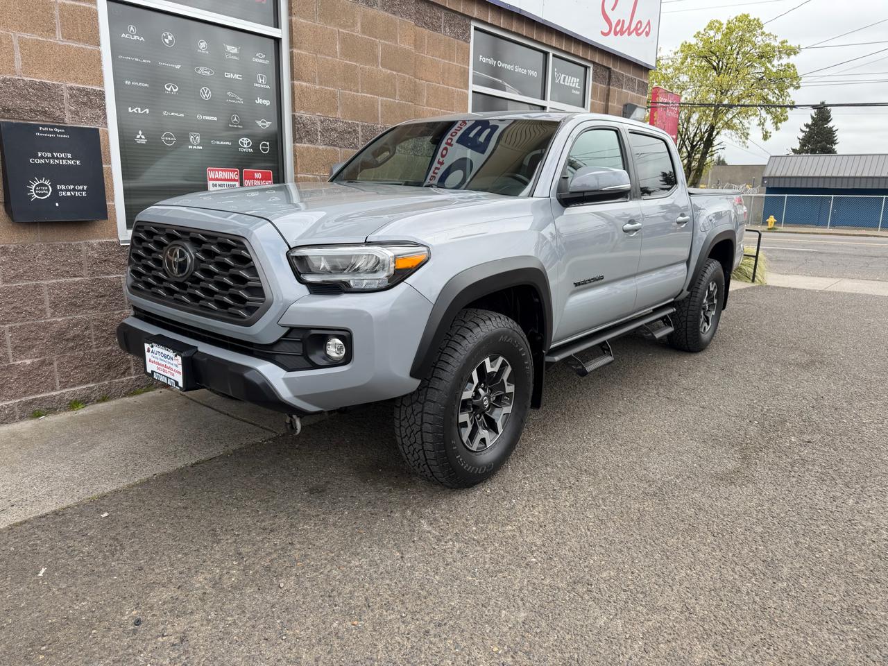 Toyota Tacoma 4WD TRD Off Road Double Cab 5' Bed V6 MT (Natl) 2021