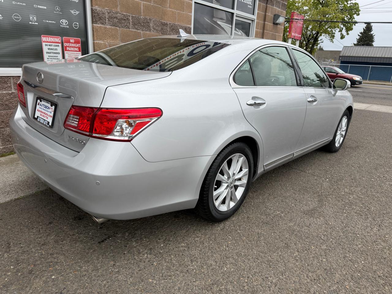 Lexus ES 350 4dr Sdn 2012