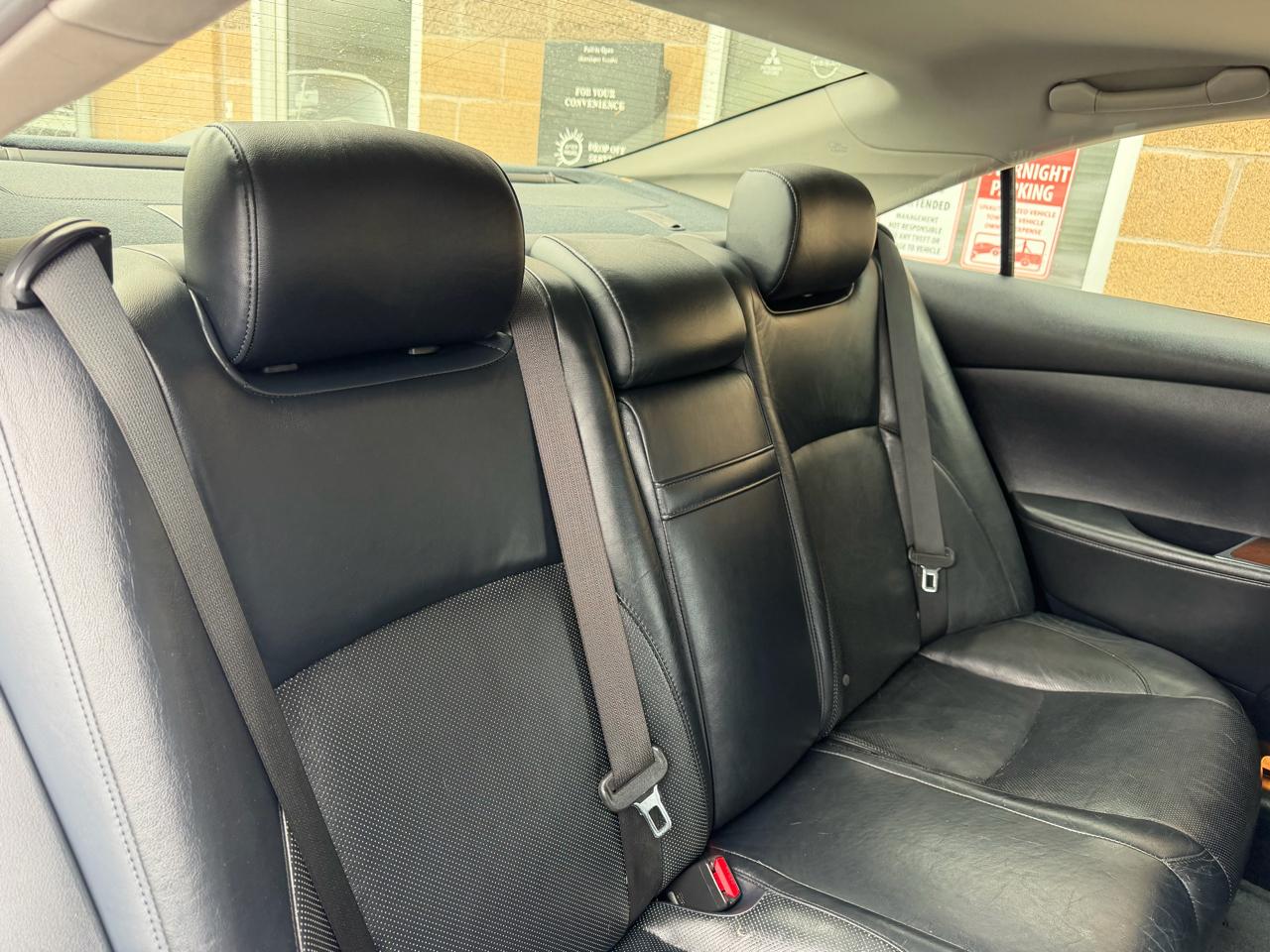 Lexus ES 350 4dr Sdn 2012