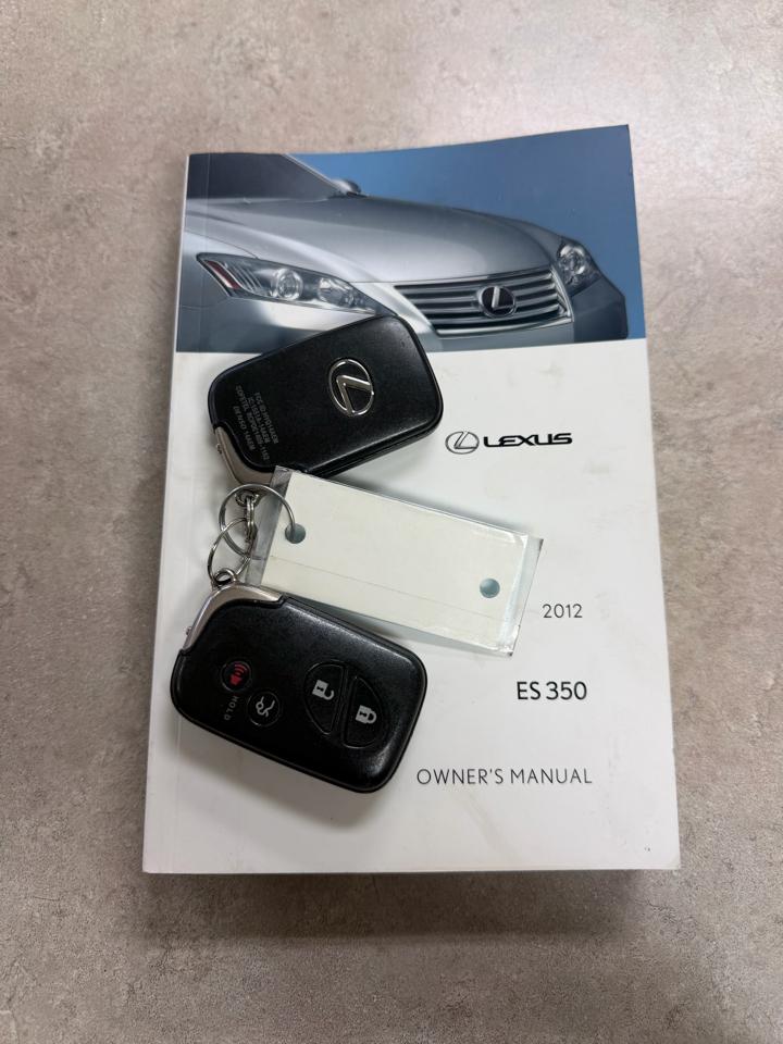 Lexus ES 350 4dr Sdn 2012