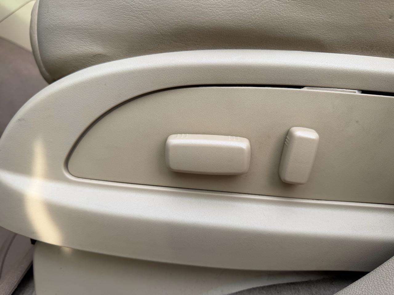 Buick Enclave AWD 4dr CXL-1 2011