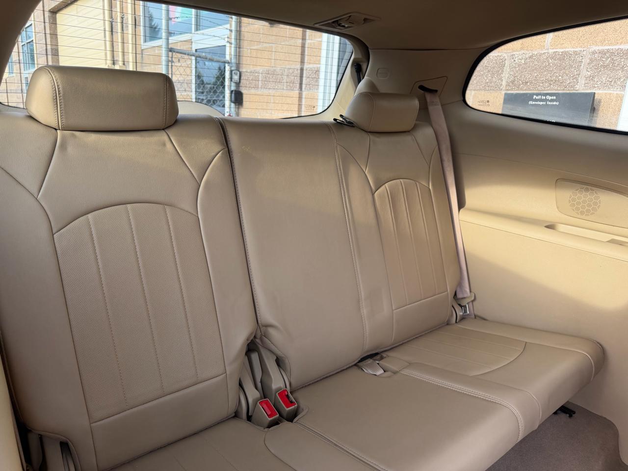 Buick Enclave AWD 4dr CXL-1 2011