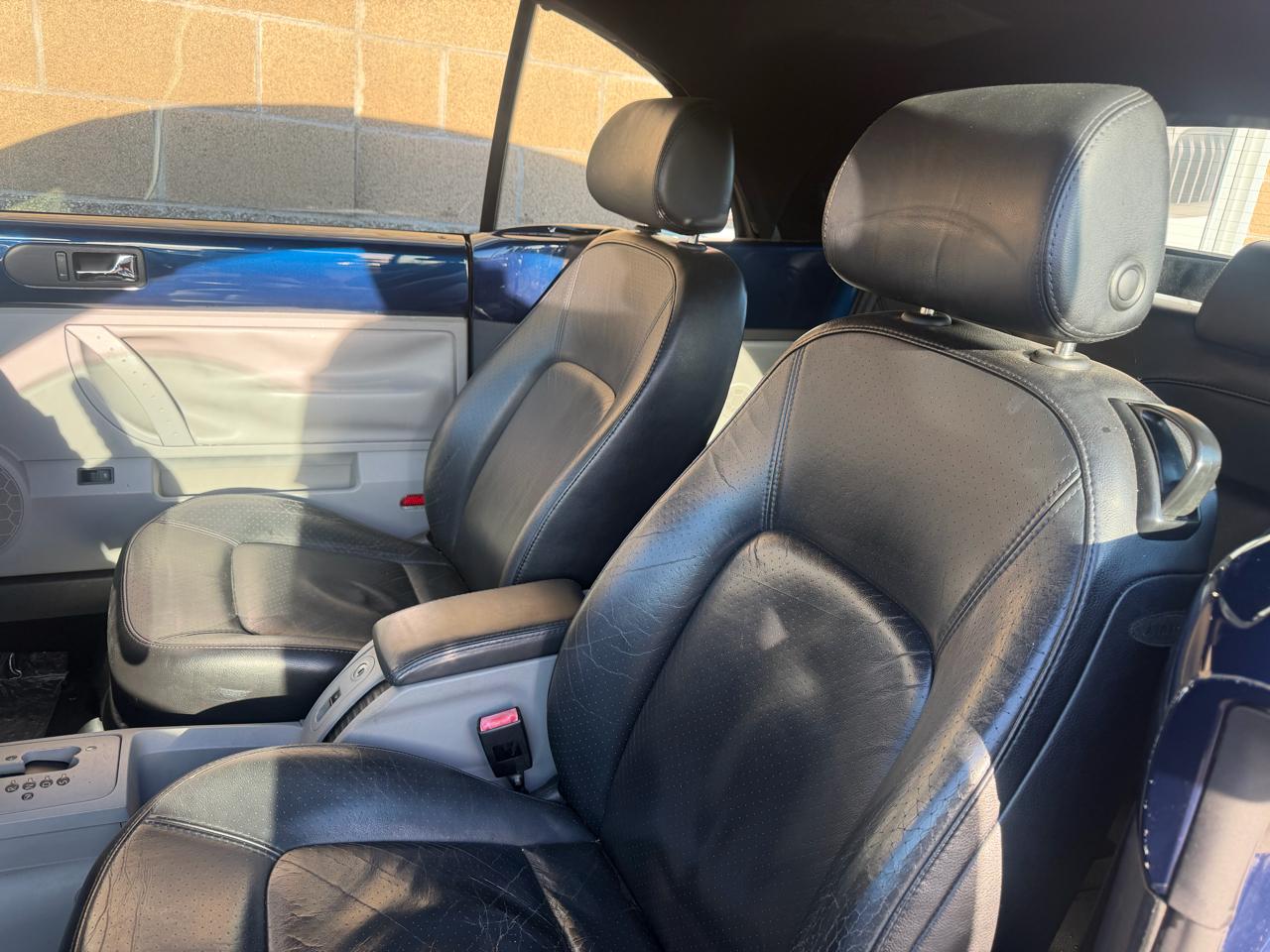 Volkswagen New Beetle Convertible 2dr Convertible GLS Turbo Auto 2004