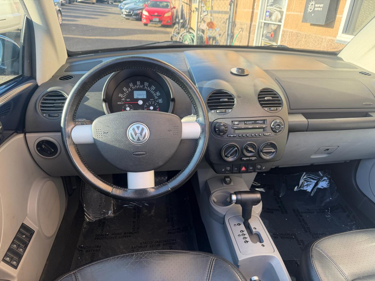 Volkswagen New Beetle Convertible 2dr Convertible GLS Turbo Auto 2004