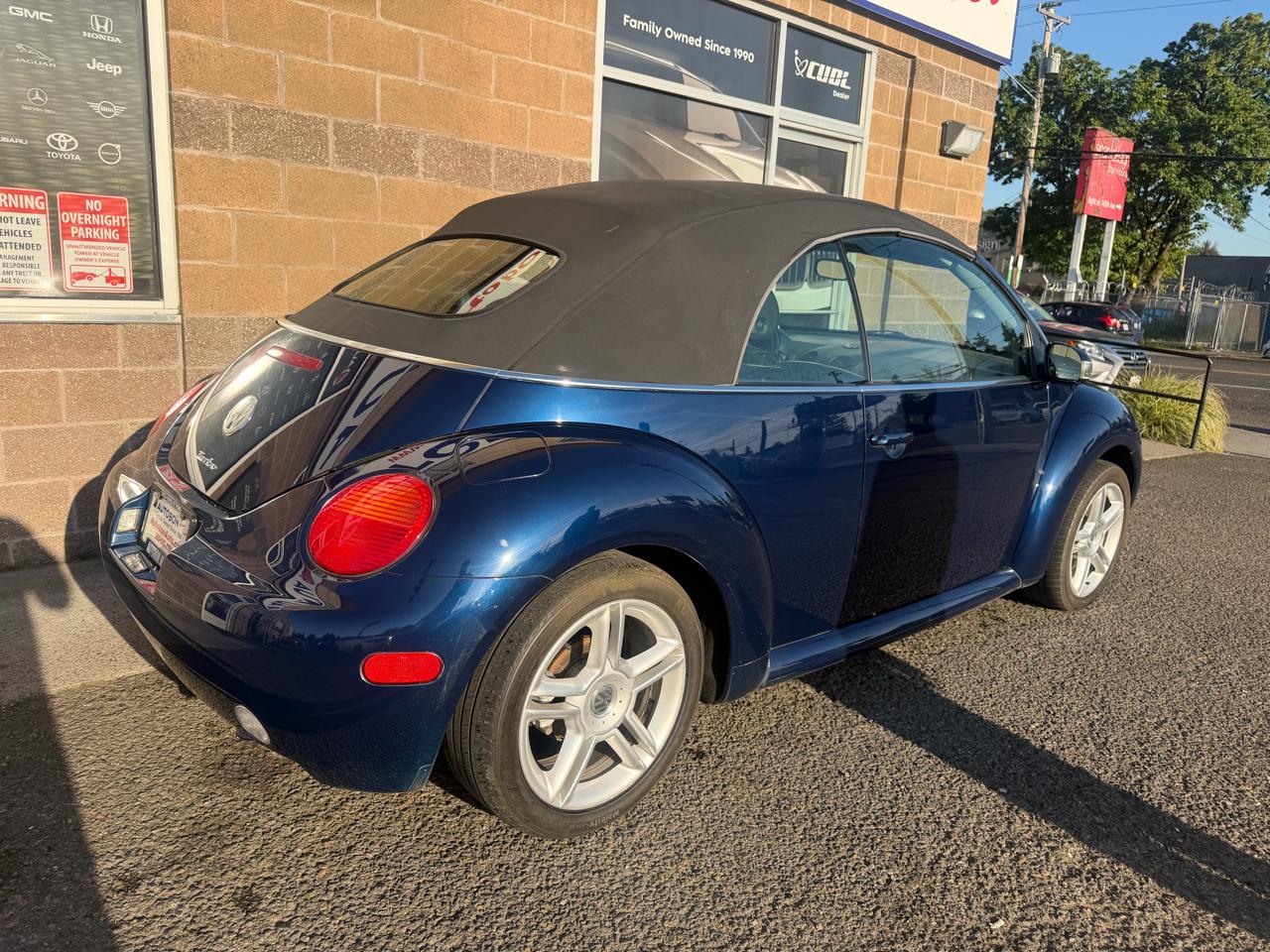 Volkswagen New Beetle Convertible 2dr Convertible GLS Turbo Auto 2004