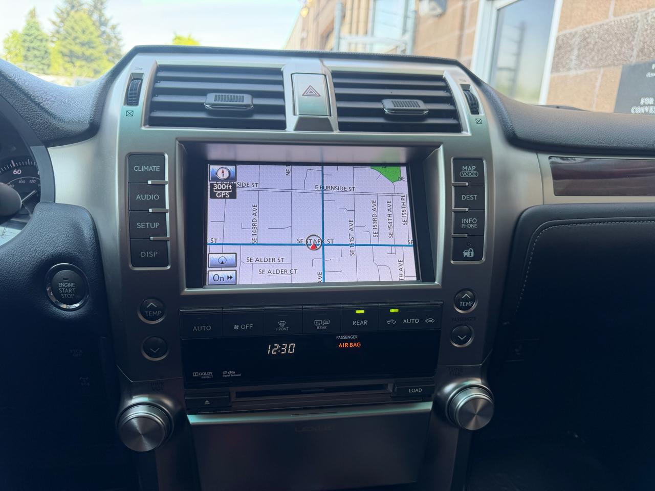 Lexus GX 460 4WD 4dr Premium 2011