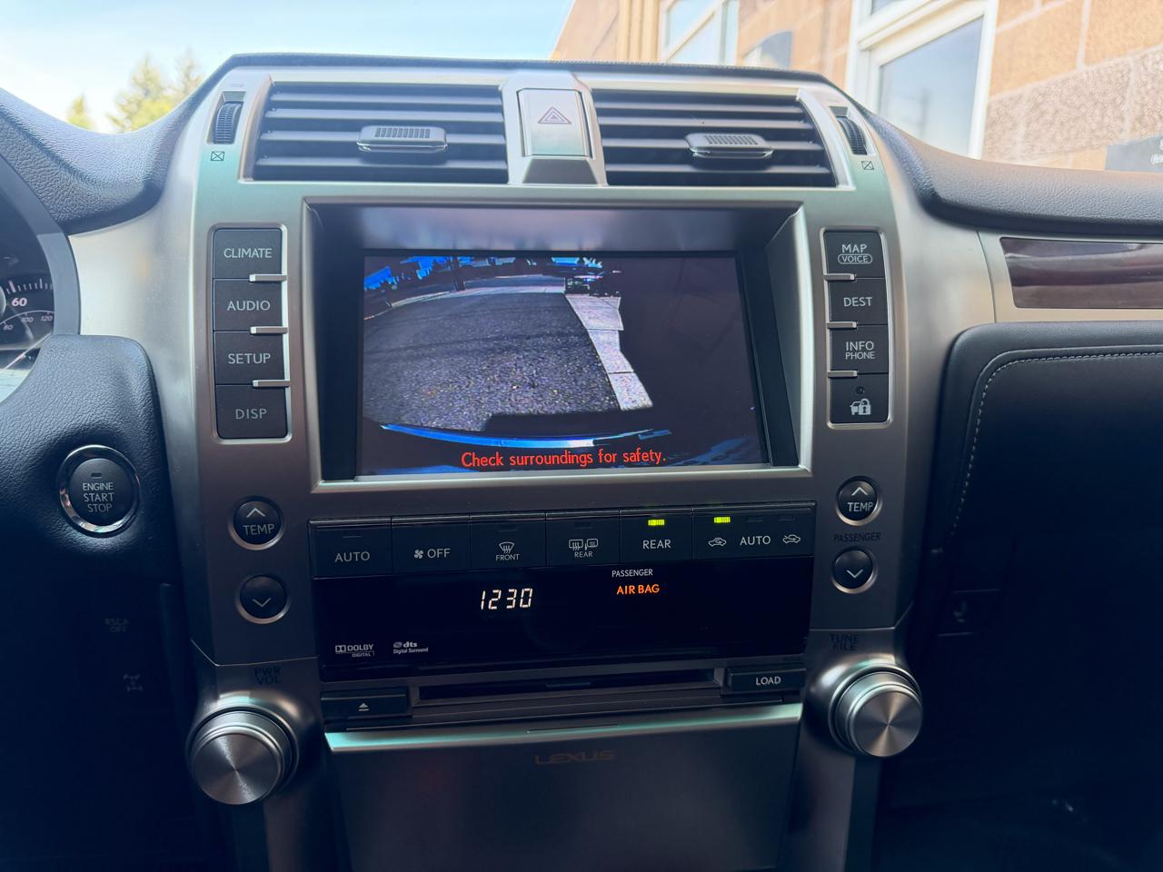 Lexus GX 460 4WD 4dr Premium 2011