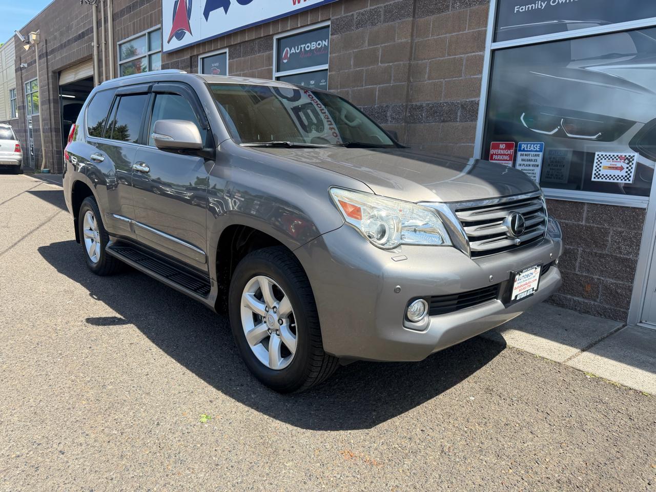 Lexus GX 460 4WD 4dr Premium 2011