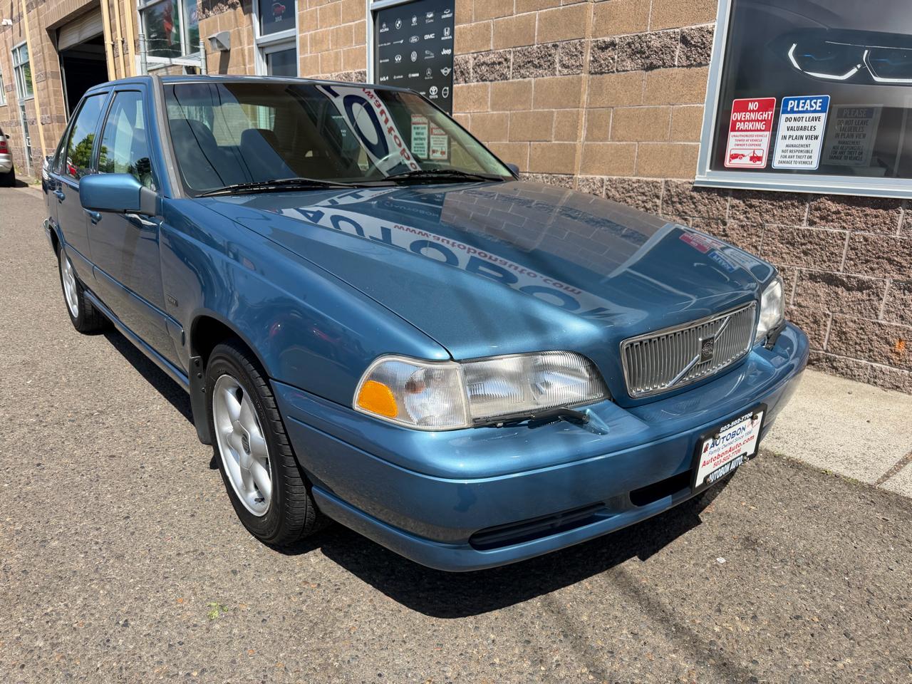 Volvo S70 4dr Sdn Manual 1998
