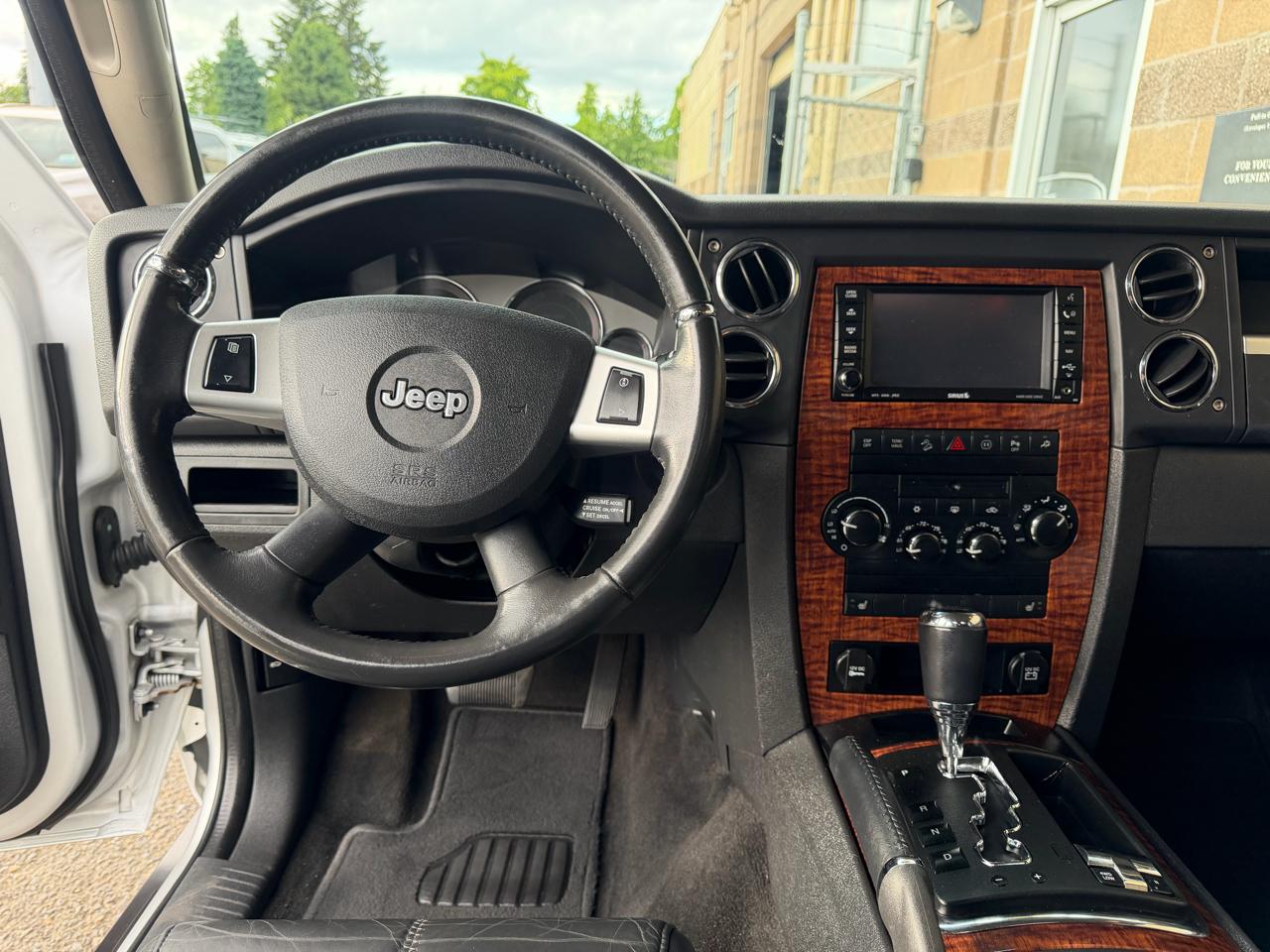 Jeep Commander 4WD 4dr Limited 2009