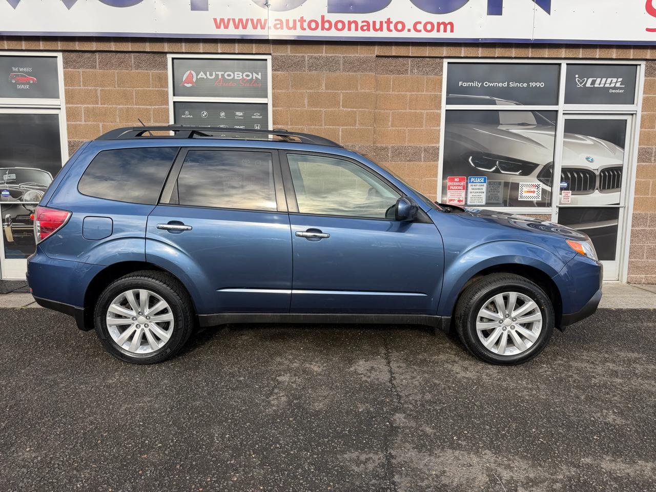 Subaru Forester 4dr Auto 2.5X Premium w/All-Weather Pkg 2011