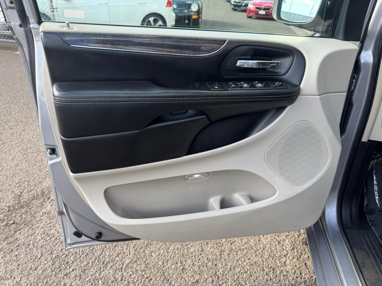 Chrysler Town & Country 4dr Wgn Touring 2015