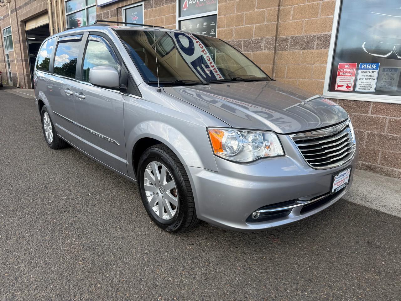 Chrysler Town & Country 4dr Wgn Touring 2015