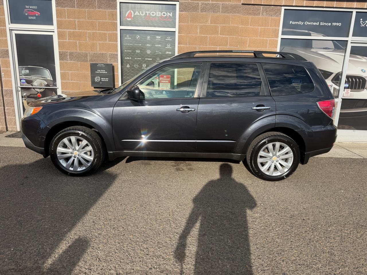 Subaru Forester 4dr Auto 2.5X Premium 2012