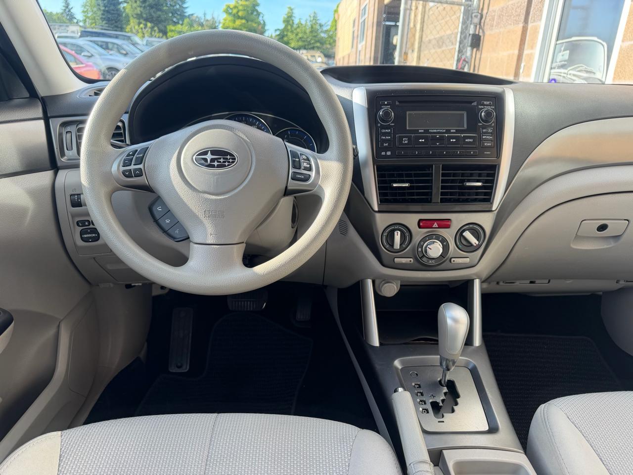 Subaru Forester 4dr Auto 2.5X Premium 2012