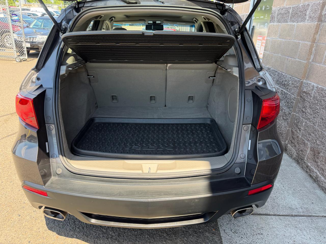 Acura RDX FWD 4dr 2011