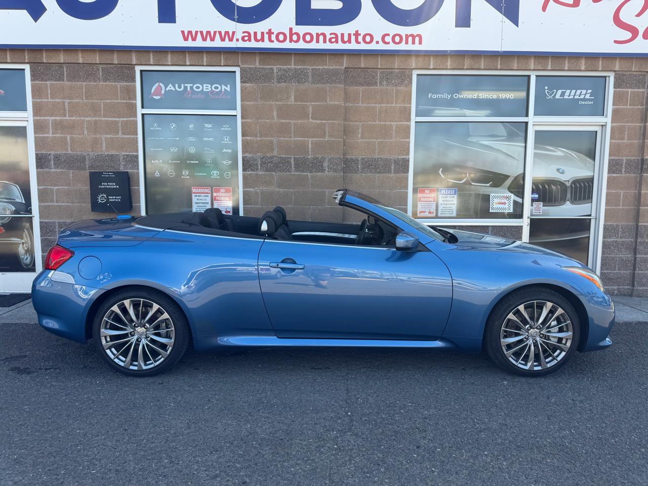 Infiniti G37 Convertible 2dr Sport 6MT 2011