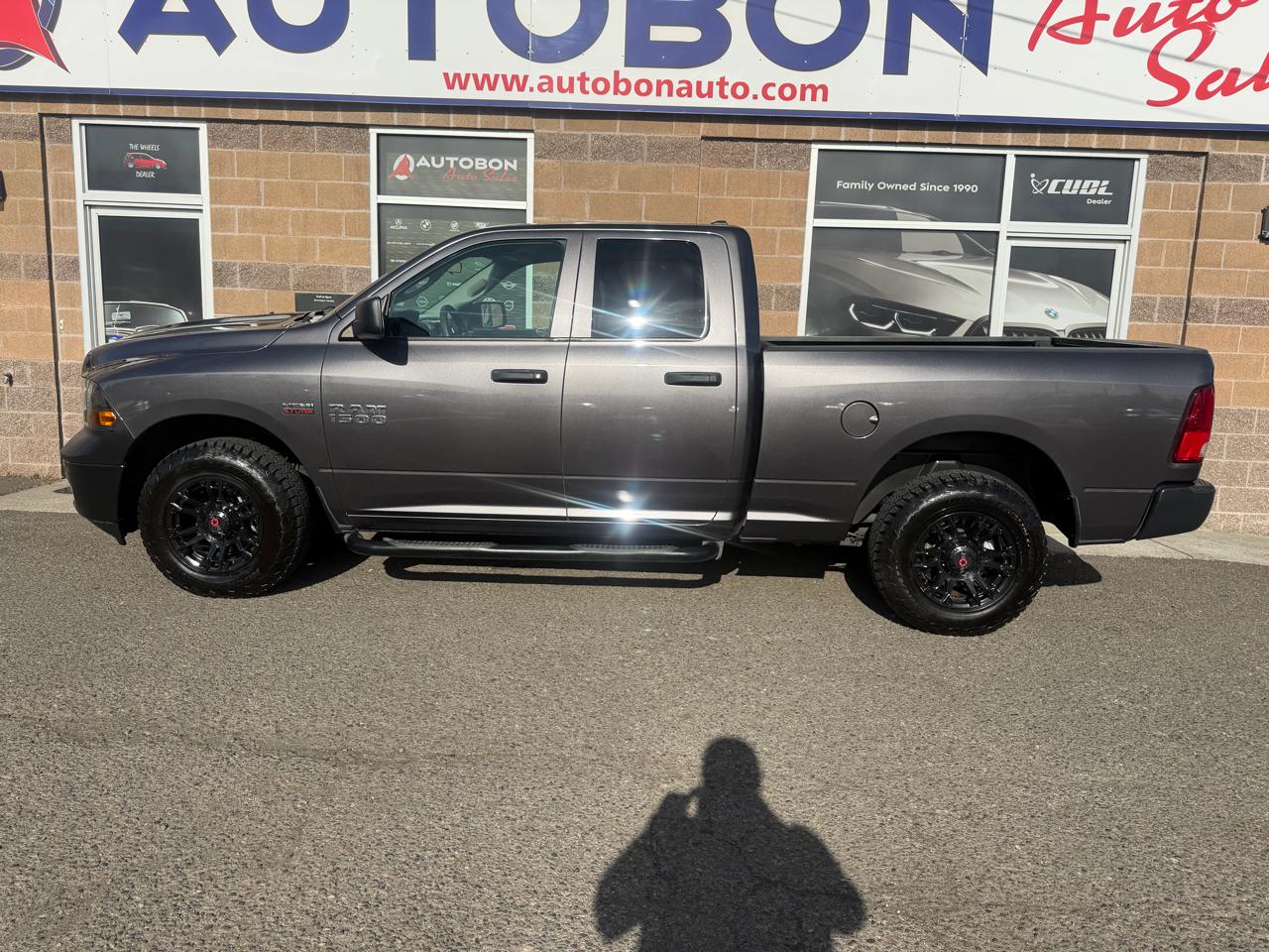 RAM 1500 4WD Crew Cab 149" Tradesman 2017
