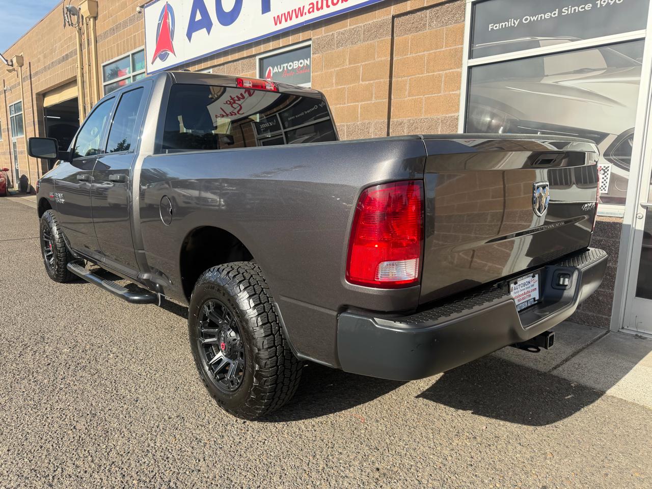 RAM 1500 4WD Crew Cab 149" Tradesman 2017