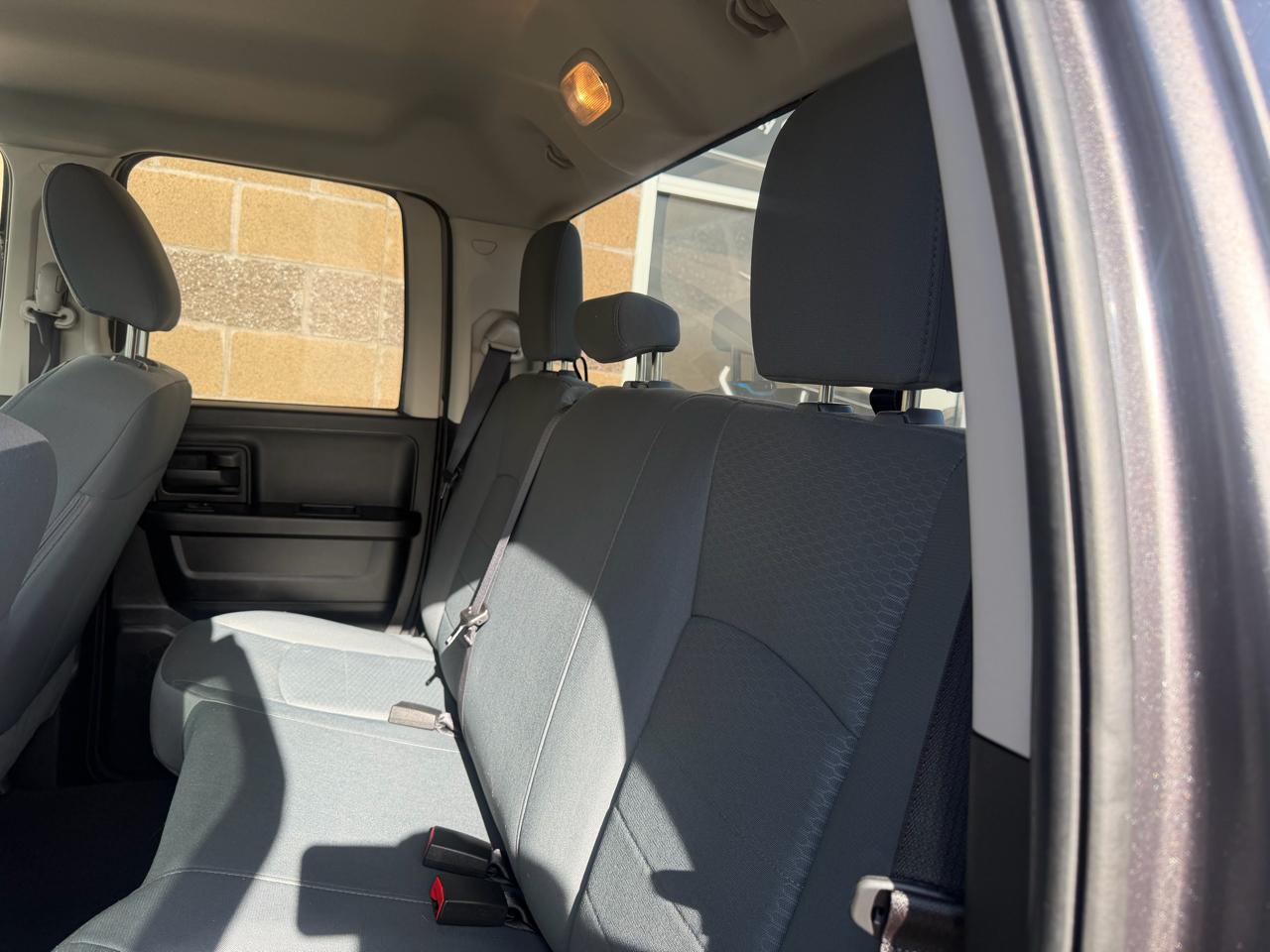 RAM 1500 4WD Crew Cab 149" Tradesman 2017