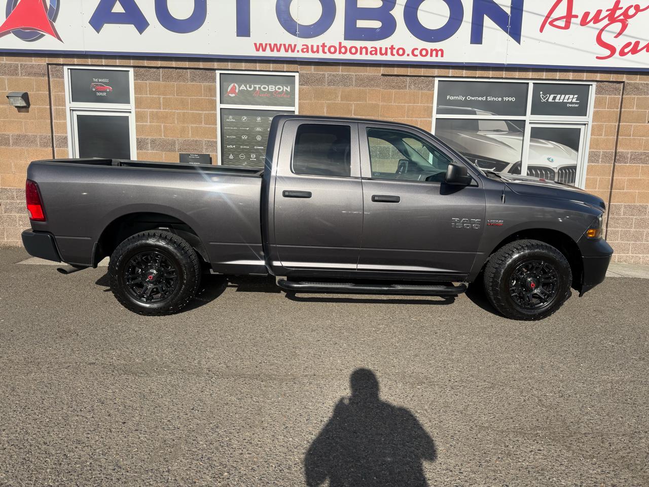 RAM 1500 4WD Crew Cab 149" Tradesman 2017
