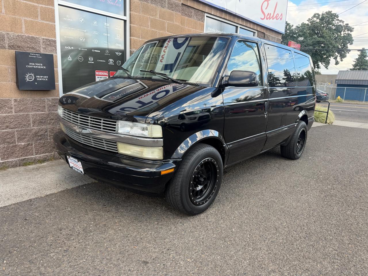 2005 Chevrolet Astro Passenger Ext 111" WB RWD