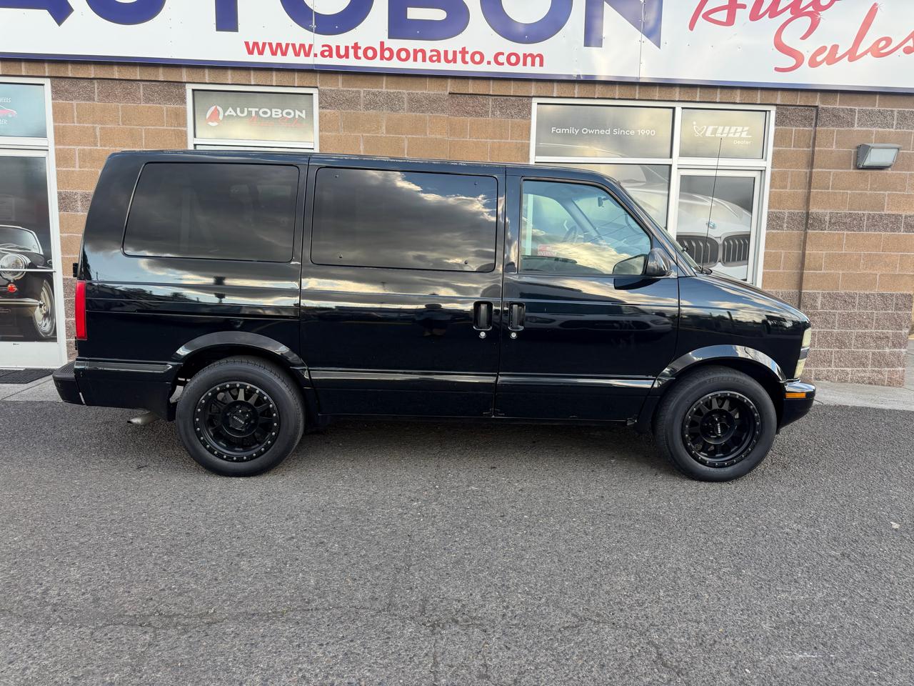 Chevrolet Astro Passenger Ext 111" WB RWD 2005